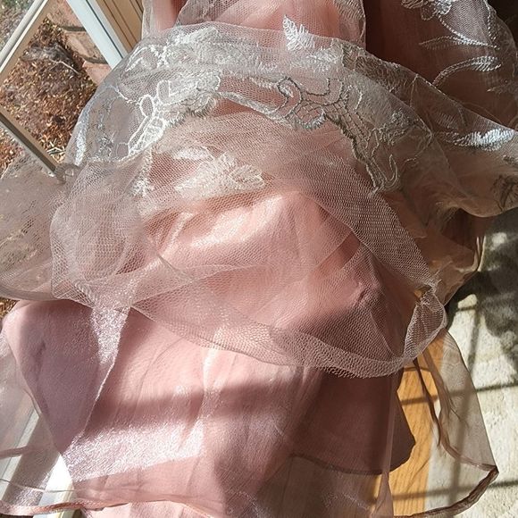 minuet pink and white lace cocktail homecoming dress - Picture 8 of 12